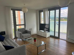 Royal Wharf Waterside